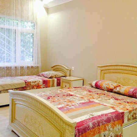 Гостевой Дом Роберто Hotel New Athos Kültér fotó